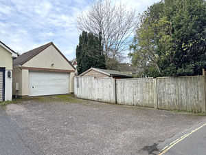 Photo 28- click for photo gallery